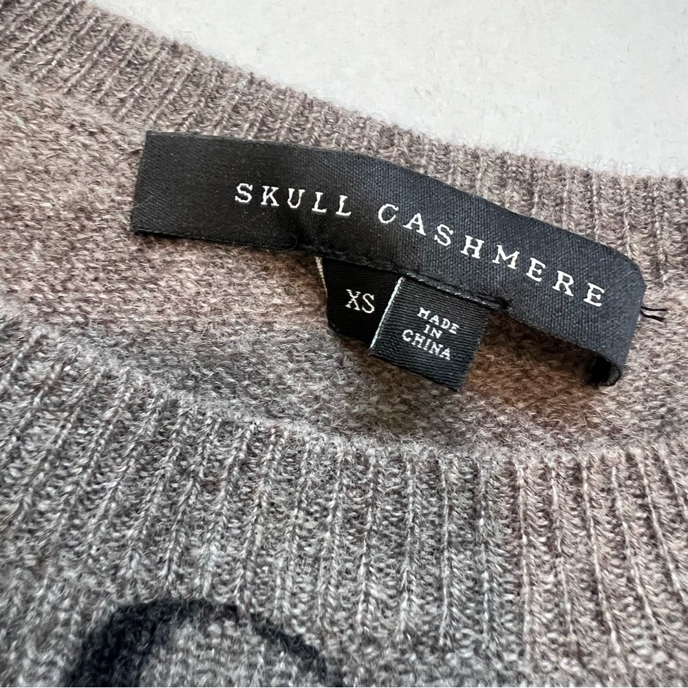 Skull Cashmere Crewneck Sweater whimsigoth - Picture 2 of 3